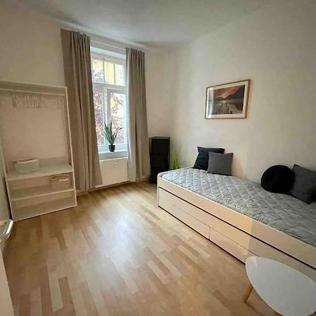Ein Gemuetlicher Platz Im Gruenderzeitviertel Chemnitz Dış mekan fotoğraf