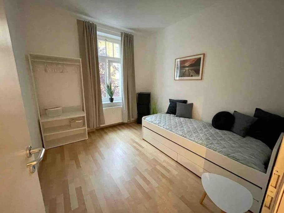 Ein Gemuetlicher Platz Im Gruenderzeitviertel Chemnitz Dış mekan fotoğraf